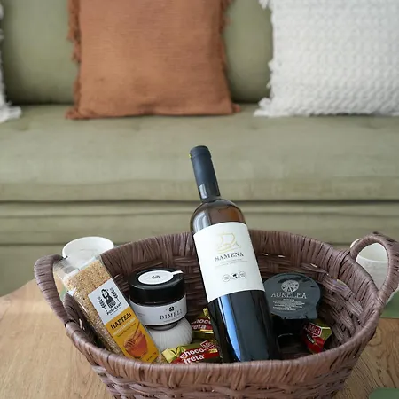 Aurelea Luxury Apartamento *